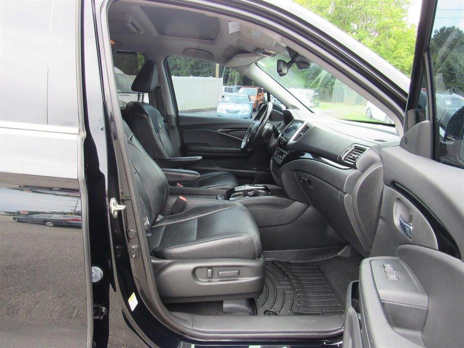 used 2016 Honda Pilot car, priced at $18,965