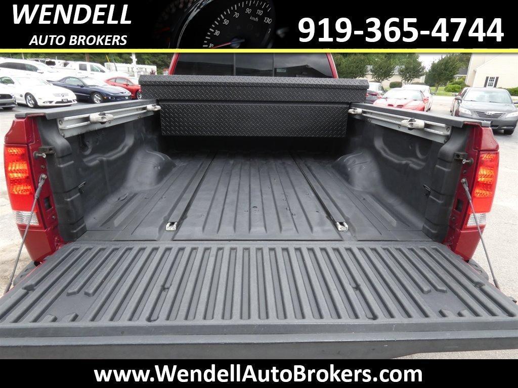 used 2004 Nissan Titan car, priced at $13,995