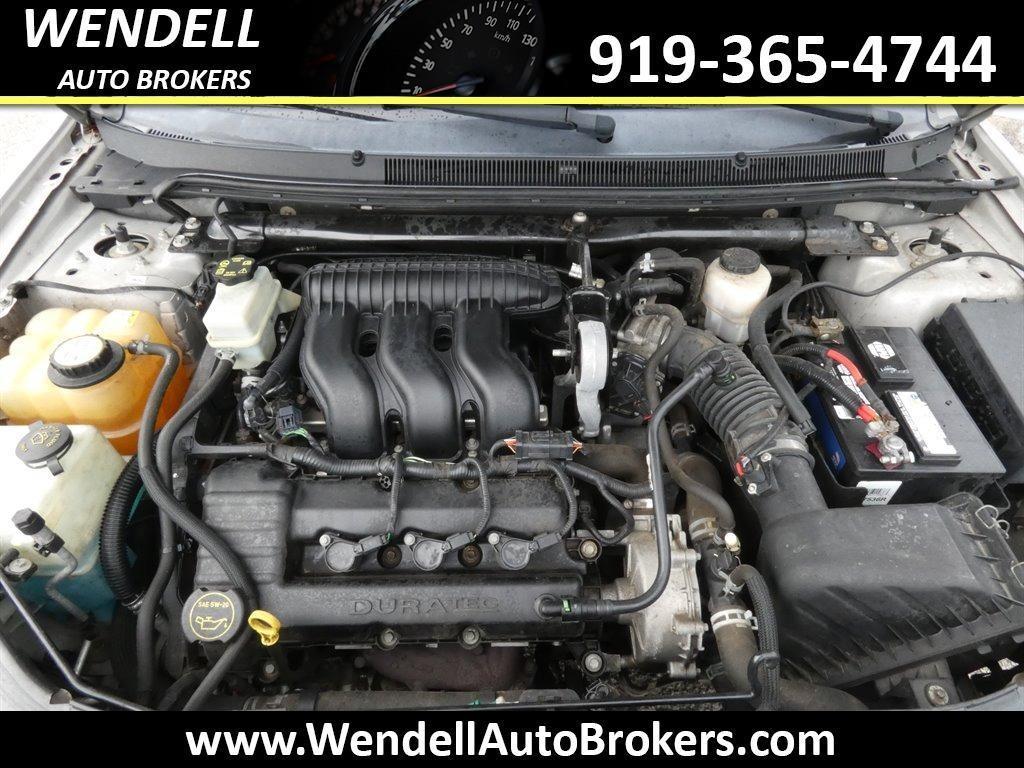 used 2007 Ford Five Hundred car, priced at $5,995