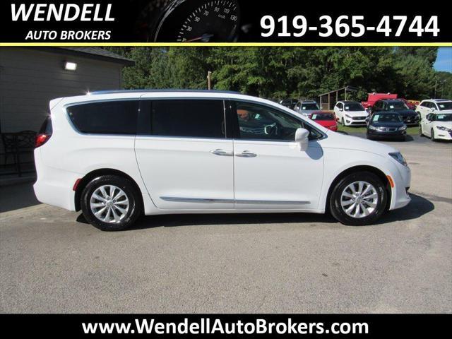 used 2018 Chrysler Pacifica car, priced at $14,995