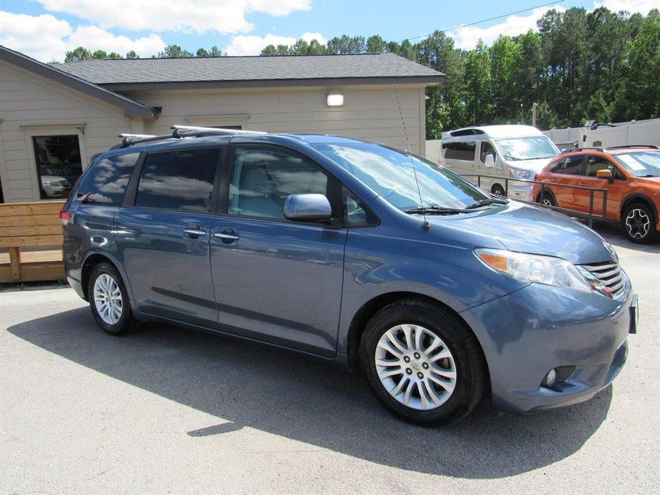 used 2013 Toyota Sienna car, priced at $15,995