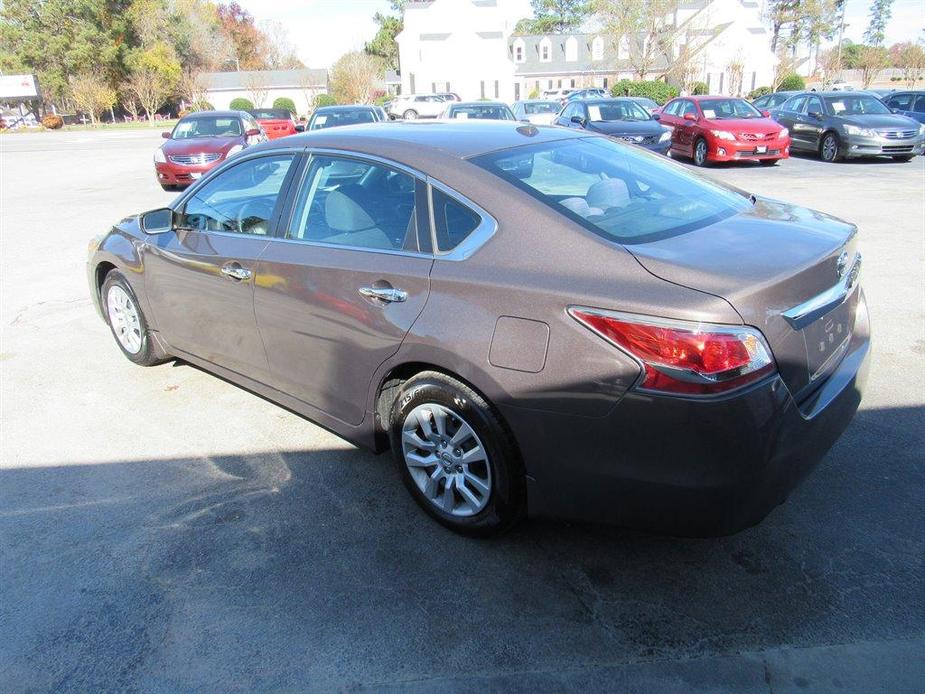 used 2015 Nissan Altima car, priced at $11,995