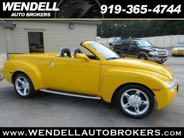 used 2004 Chevrolet SSR car, priced at $22,795