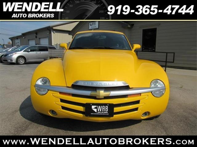 used 2004 Chevrolet SSR car, priced at $22,795