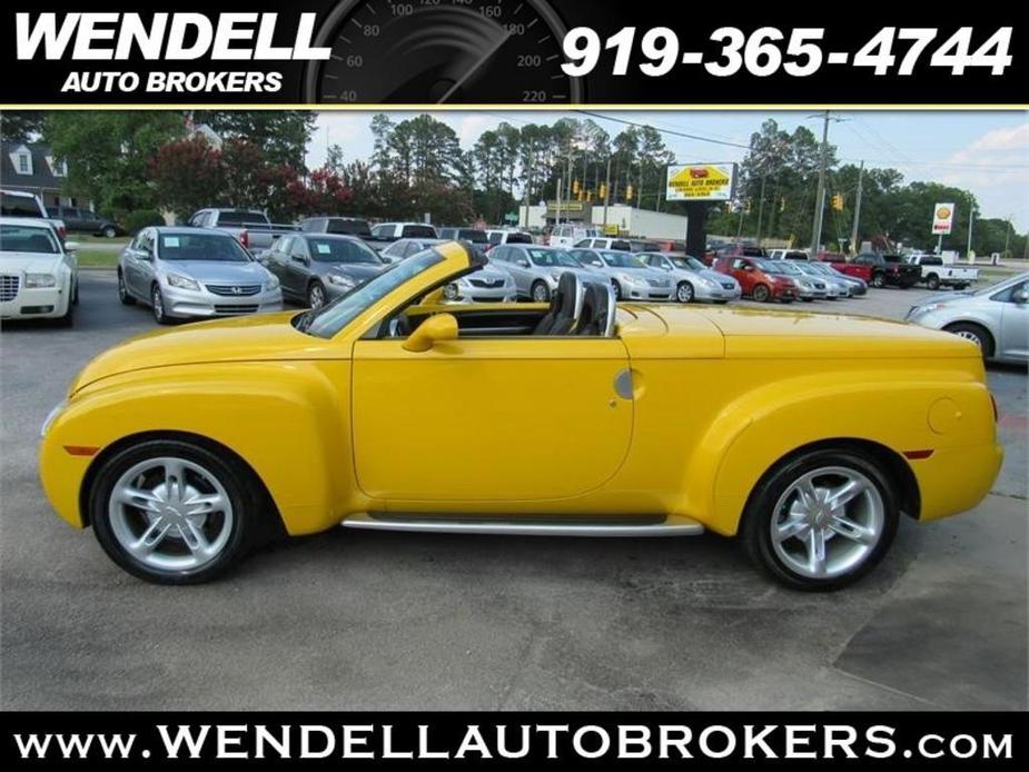 used 2004 Chevrolet SSR car, priced at $23,995