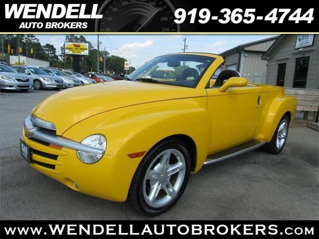 used 2004 Chevrolet SSR car, priced at $22,795