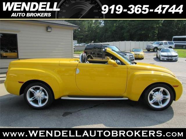 used 2004 Chevrolet SSR car, priced at $22,795