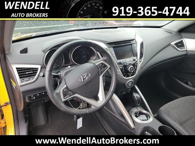 used 2013 Hyundai Veloster car