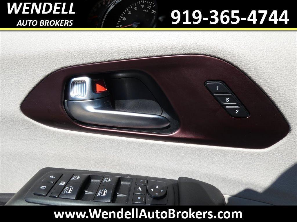 used 2020 Chrysler Pacifica car, priced at $17,932
