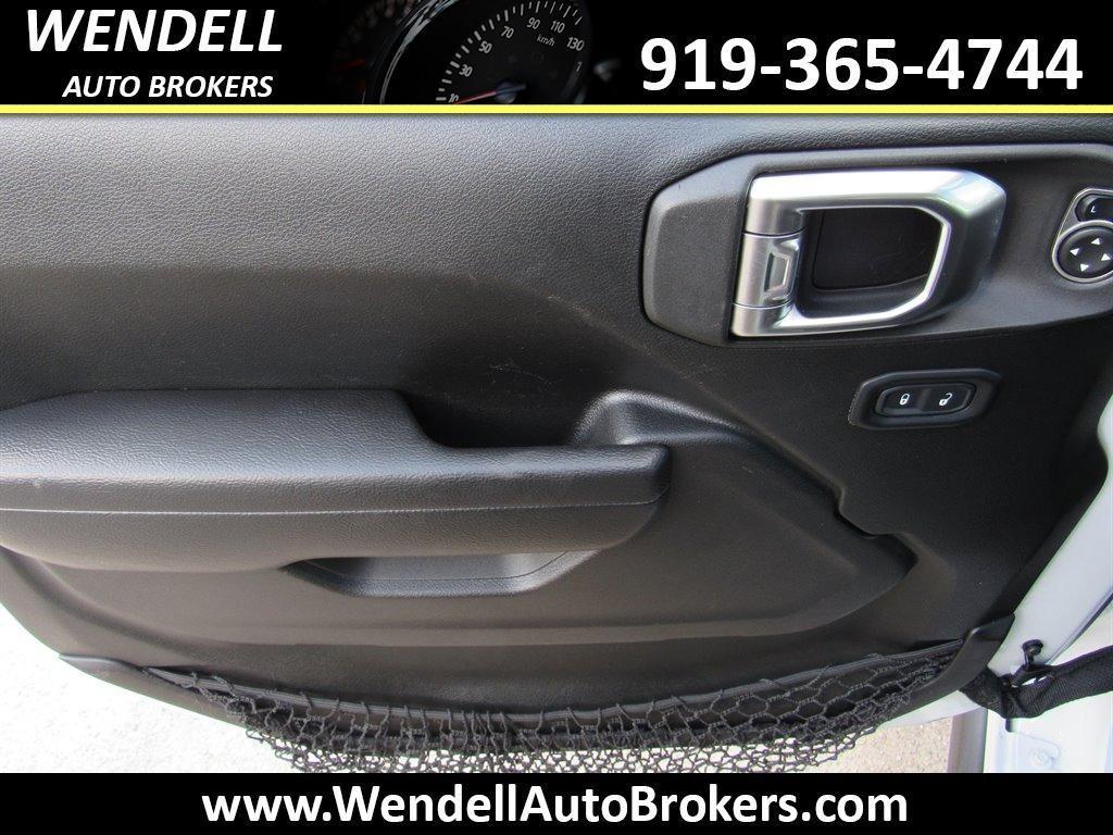 used 2022 Jeep Gladiator car, priced at $34,812