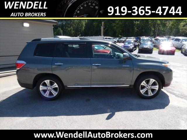 used 2013 Toyota Highlander car, priced at $15,828