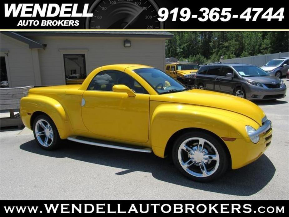 used 2004 Chevrolet SSR car, priced at $26,975