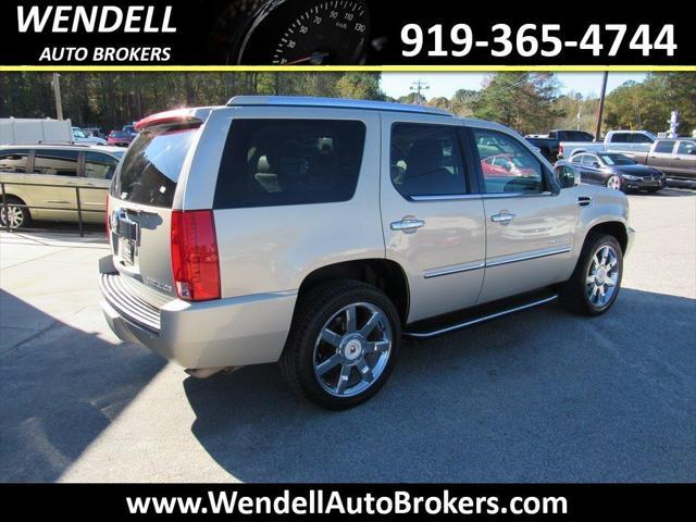 used 2009 Cadillac Escalade car, priced at $12,995