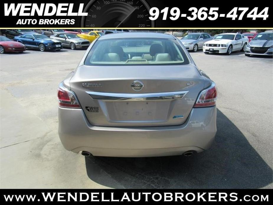 used 2014 Nissan Altima car, priced at $10,995