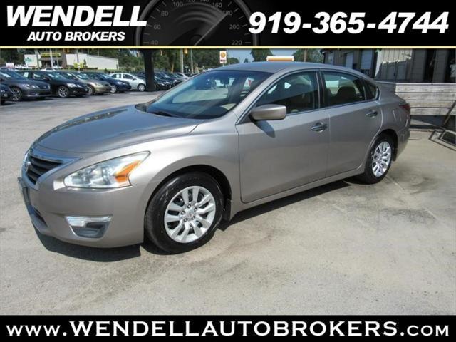 used 2014 Nissan Altima car, priced at $9,995