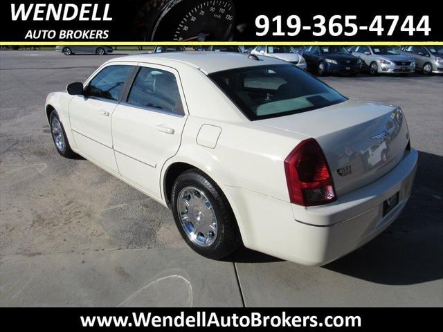 used 2005 Chrysler 300 car, priced at $6,995