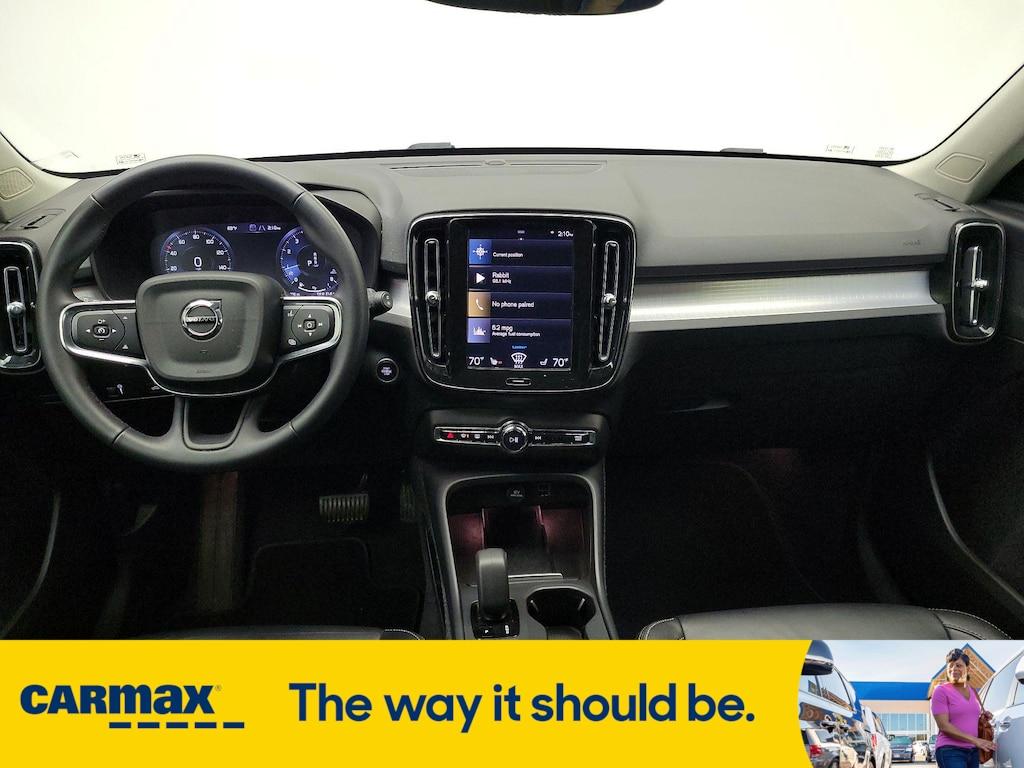 used 2022 Volvo XC40 car, priced at $24,998