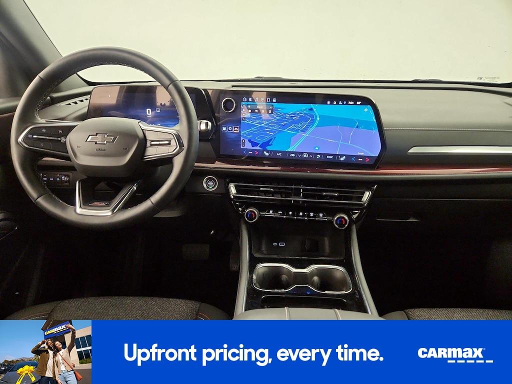 used 2024 Chevrolet Traverse car, priced at $45,998