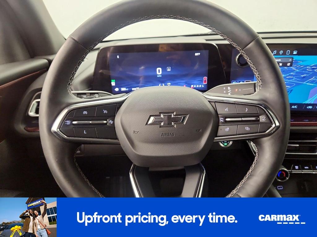 used 2024 Chevrolet Traverse car, priced at $45,998