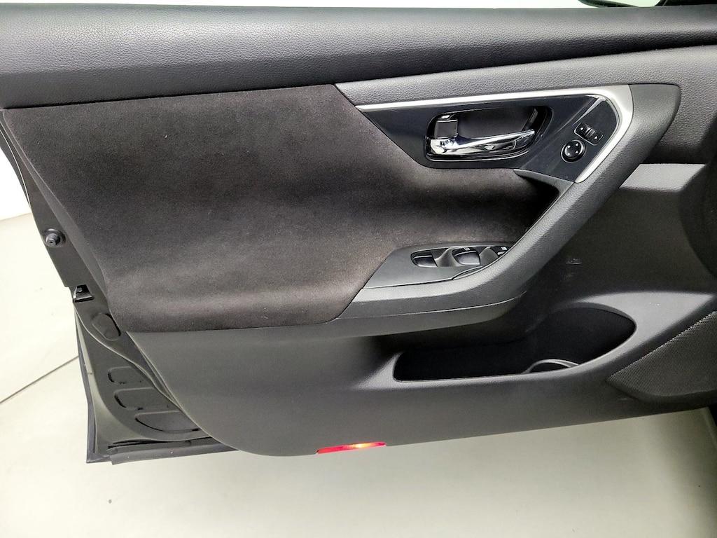 used 2013 Nissan Altima car, priced at $12,998