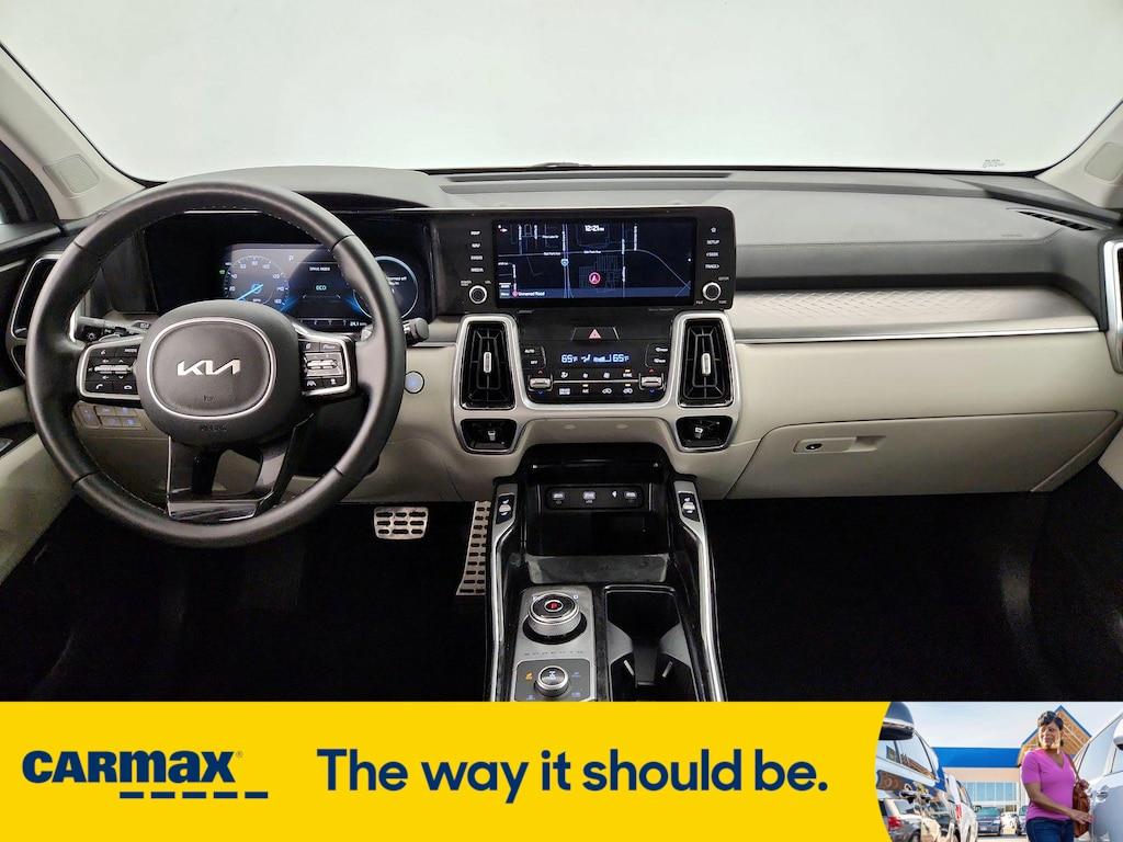 used 2022 Kia Sorento Plug-In Hybrid car, priced at $33,998