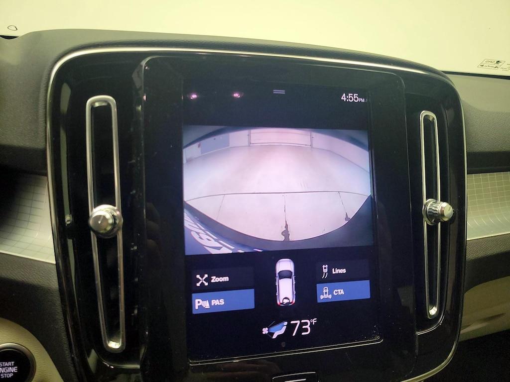 used 2021 Volvo XC40 car, priced at $25,998