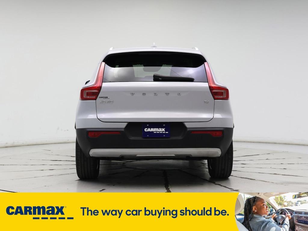 used 2021 Volvo XC40 car, priced at $25,998