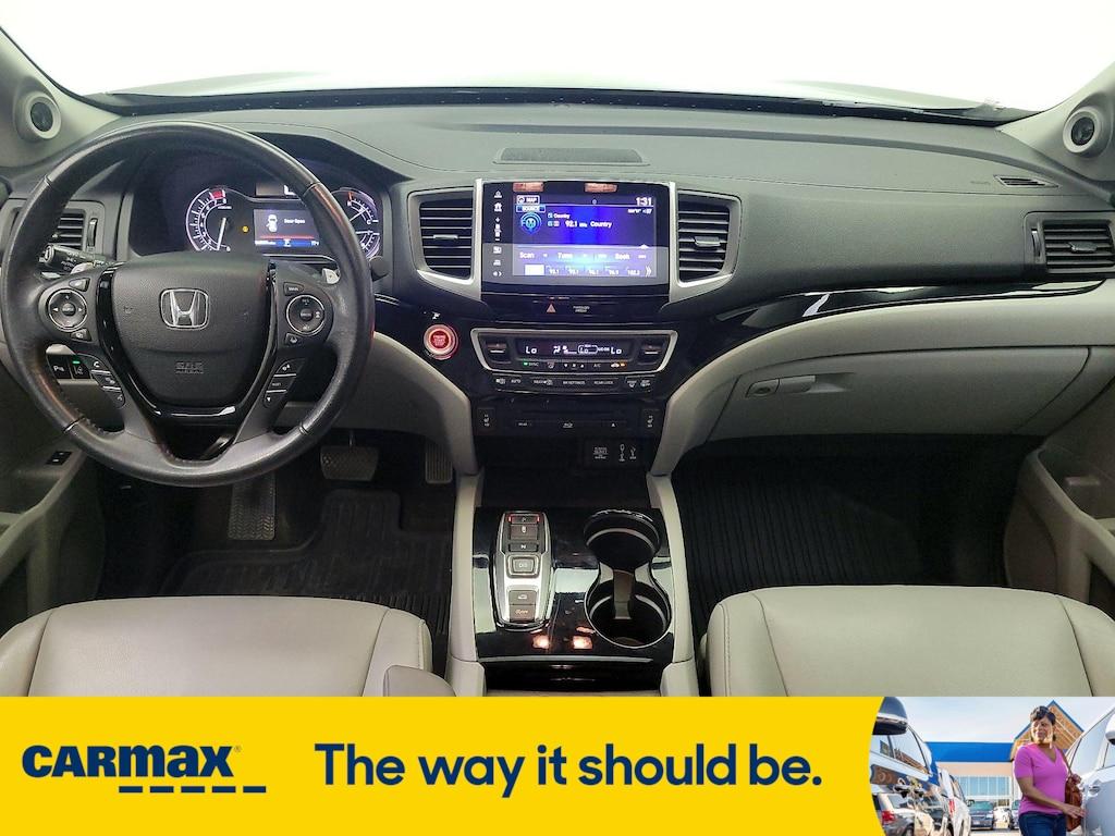 used 2017 Honda Pilot car, priced at $25,998
