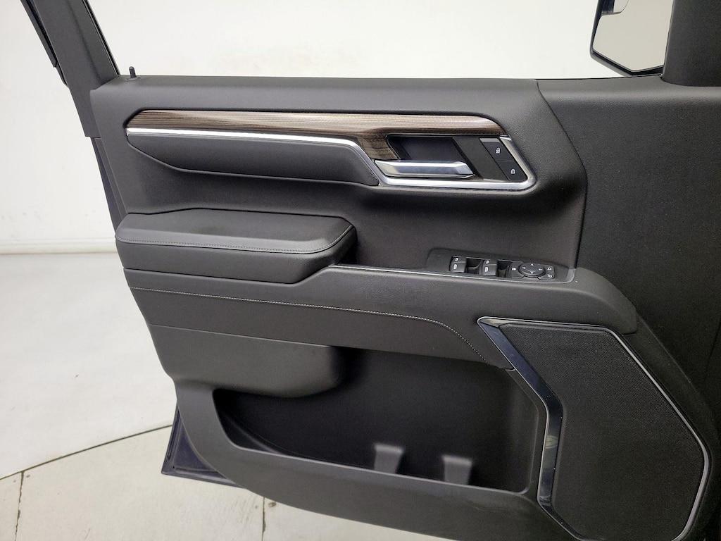 used 2022 Chevrolet Silverado 1500 car, priced at $33,998