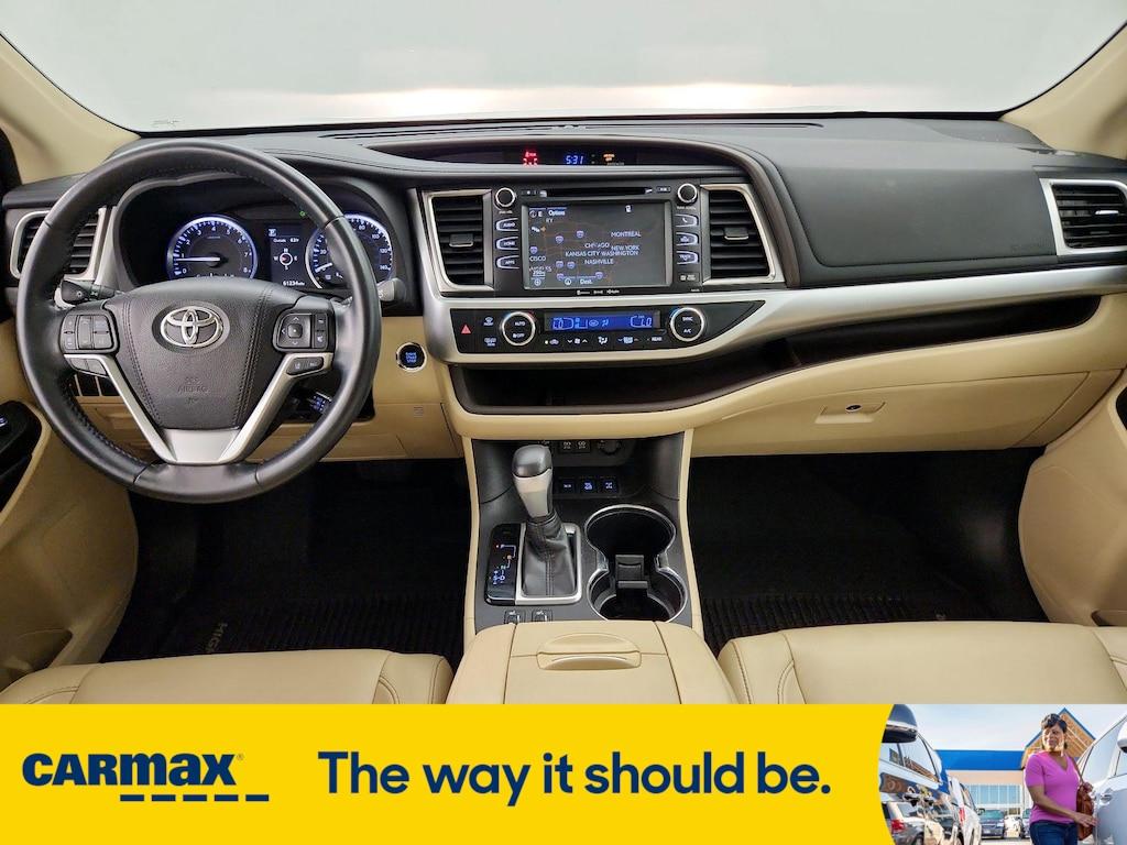 used 2018 Toyota Highlander car, priced at $30,998