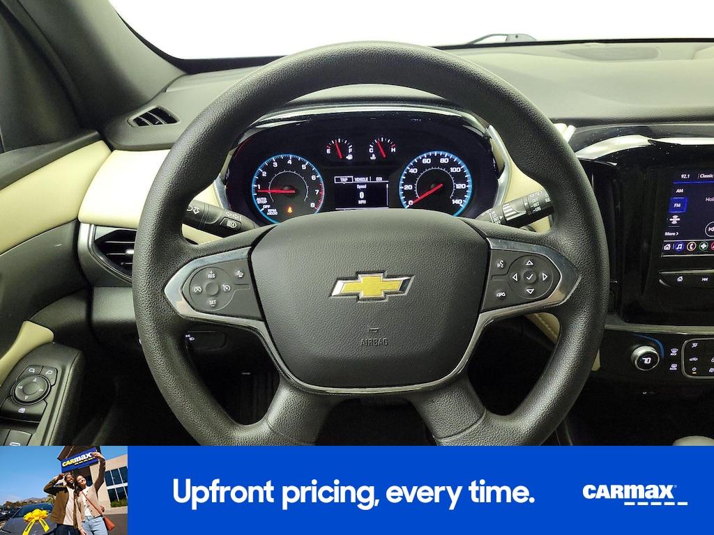 used 2022 Chevrolet Traverse car, priced at $28,998