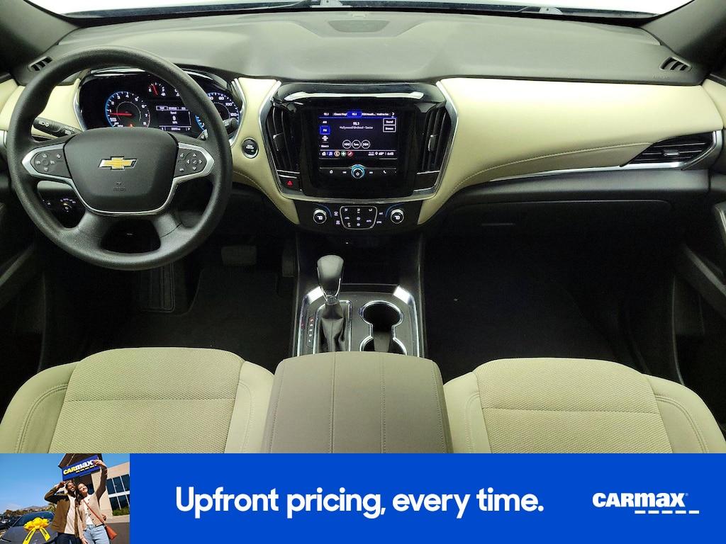 used 2022 Chevrolet Traverse car, priced at $28,998