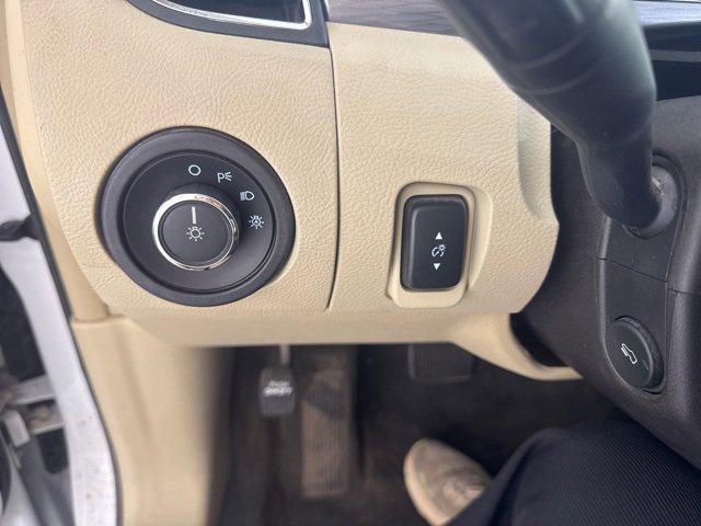 used 2014 Ford Taurus car, priced at $11,489