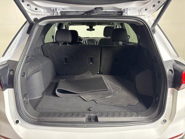 used 2022 Chevrolet Equinox car, priced at $23,400