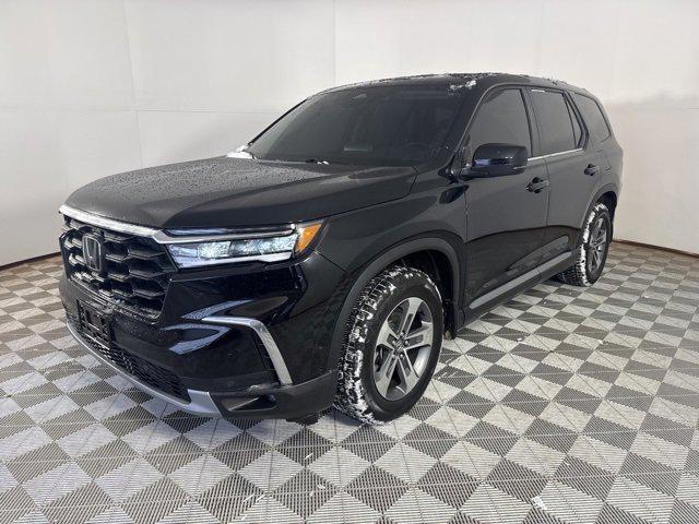 used 2025 Honda Pilot car, priced at $41,500