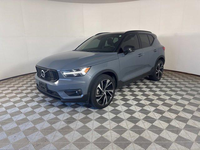 used 2021 Volvo XC40 car, priced at $24,997