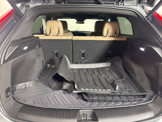 used 2024 Cadillac XT4 car, priced at $38,997