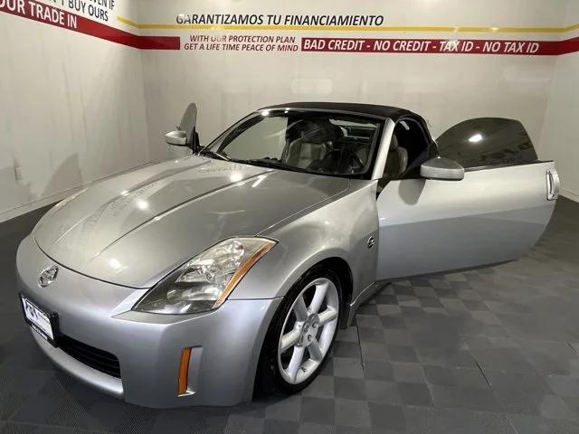 used 2005 Nissan 350Z car, priced at $9,898