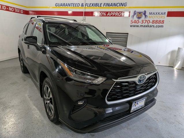 used 2023 Toyota Highlander Hybrid car, priced at $26,998