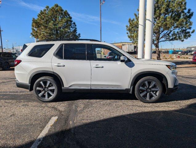 new 2025 Honda Pilot car, priced at $52,180