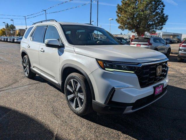 new 2025 Honda Pilot car, priced at $52,180