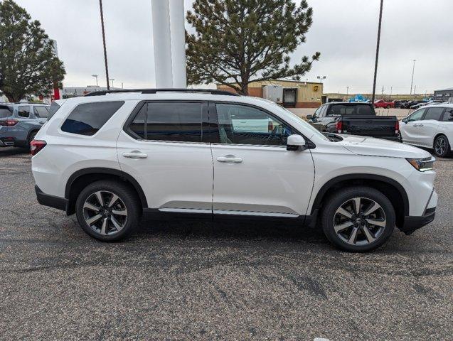 new 2025 Honda Pilot car, priced at $55,620