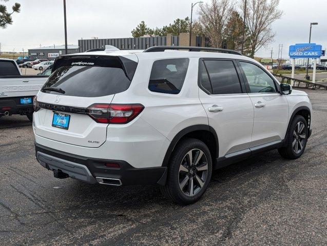 new 2025 Honda Pilot car, priced at $55,620