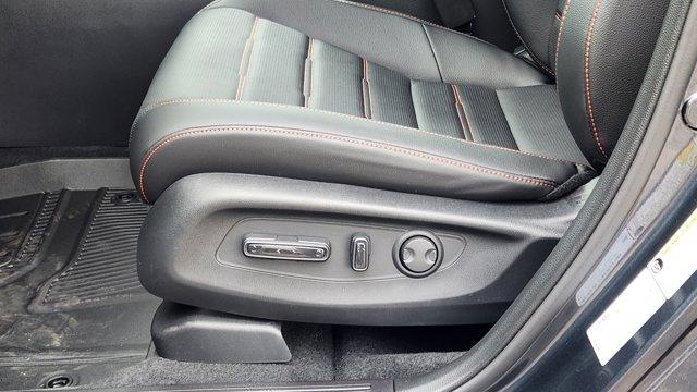 new 2026 Honda CR-V Hybrid car, priced at $43,700