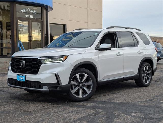 new 2025 Honda Pilot car, priced at $55,920