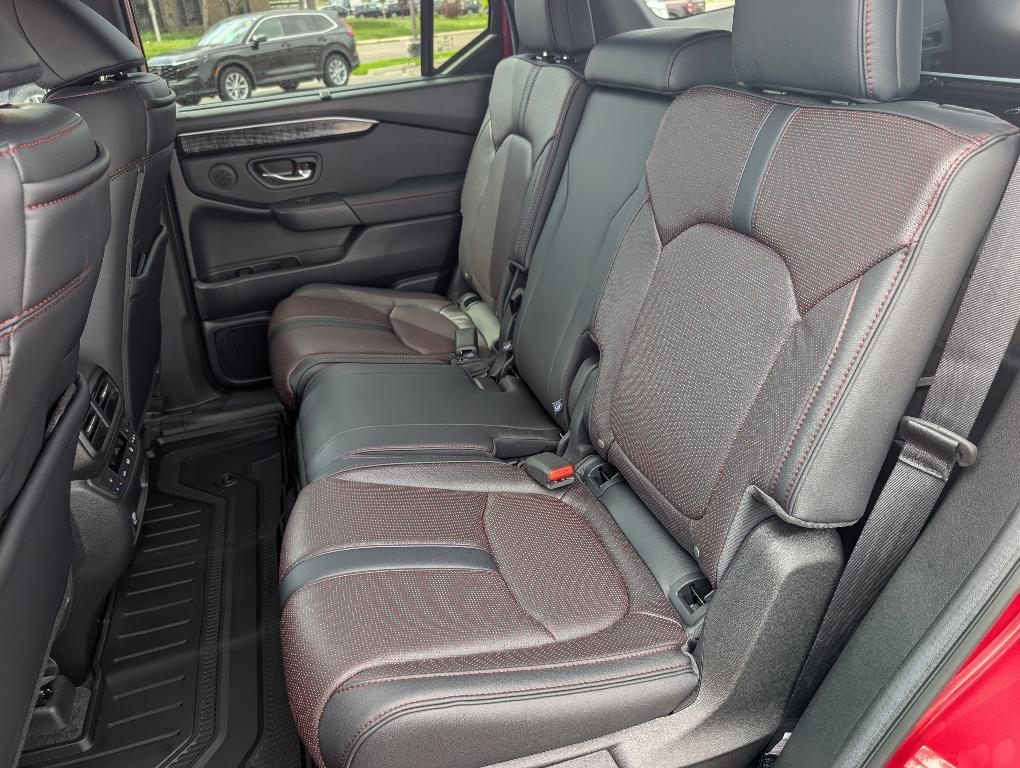 new 2025 Honda Pilot car, priced at $57,215