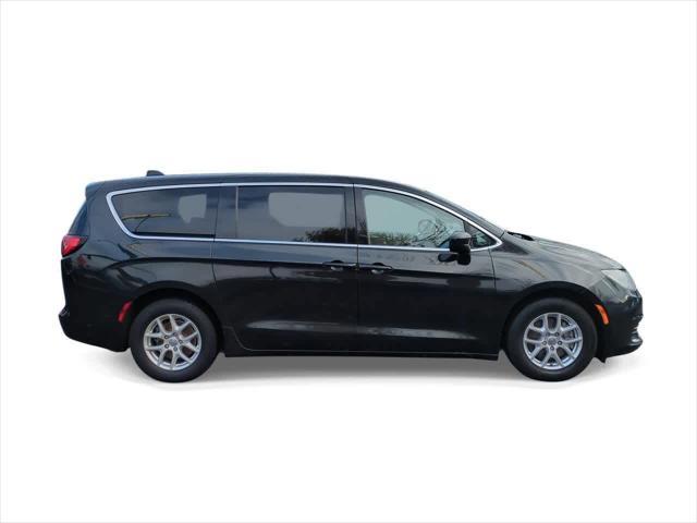 used 2017 Chrysler Pacifica car, priced at $12,990