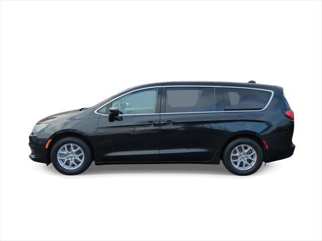 used 2017 Chrysler Pacifica car, priced at $12,990