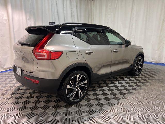 used 2022 Volvo XC40 car, priced at $36,169