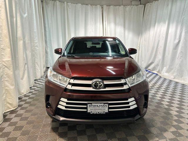 used 2019 Toyota Highlander car, priced at $21,131